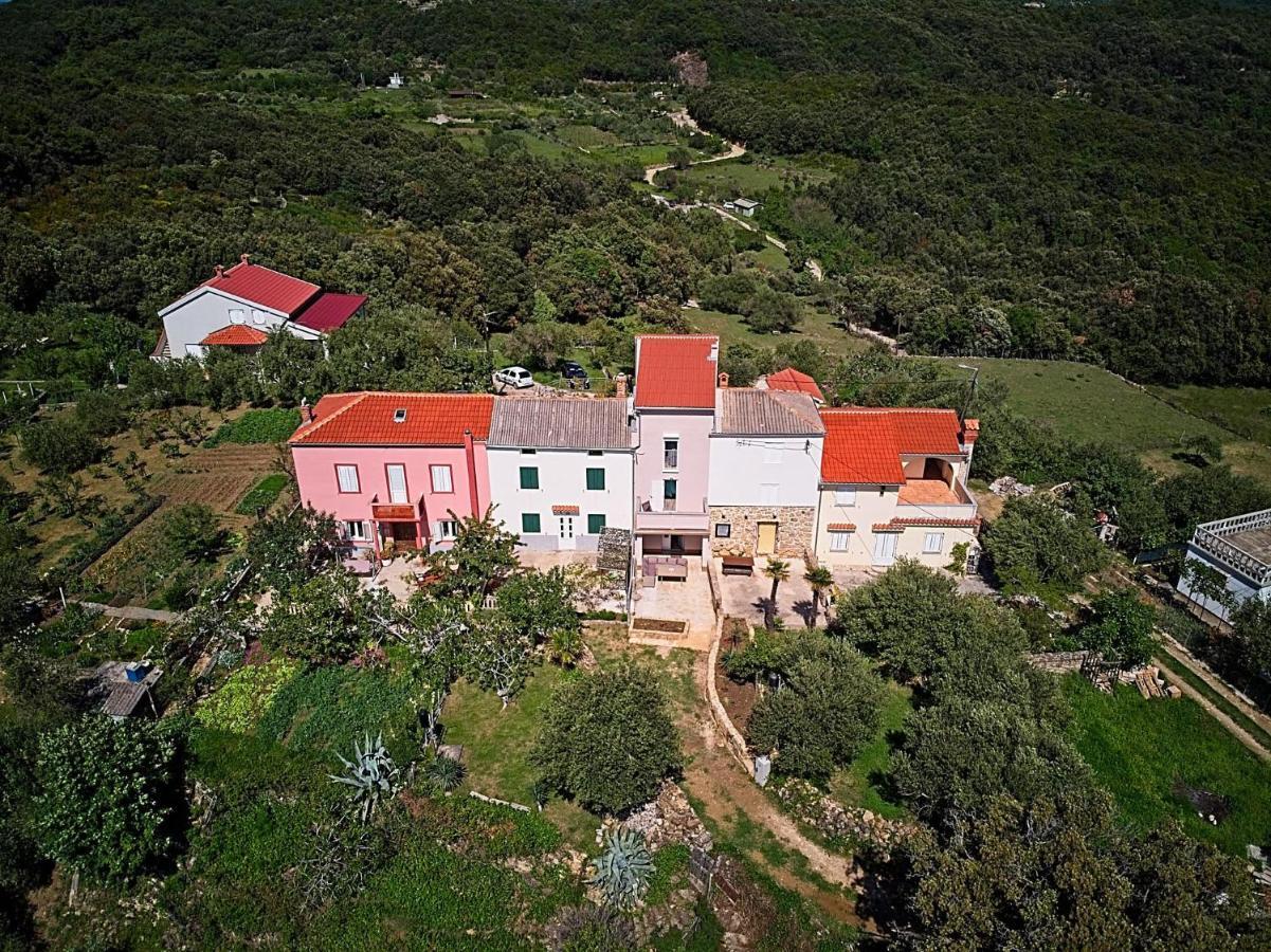 קמפור Holiday House Rab מראה חיצוני תמונה