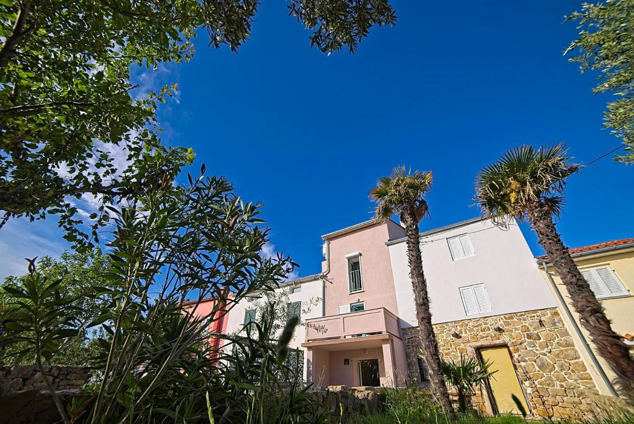קמפור Holiday House Rab מראה חיצוני תמונה